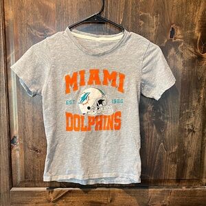 Youth medium Miami Dolphins NFL tshirt